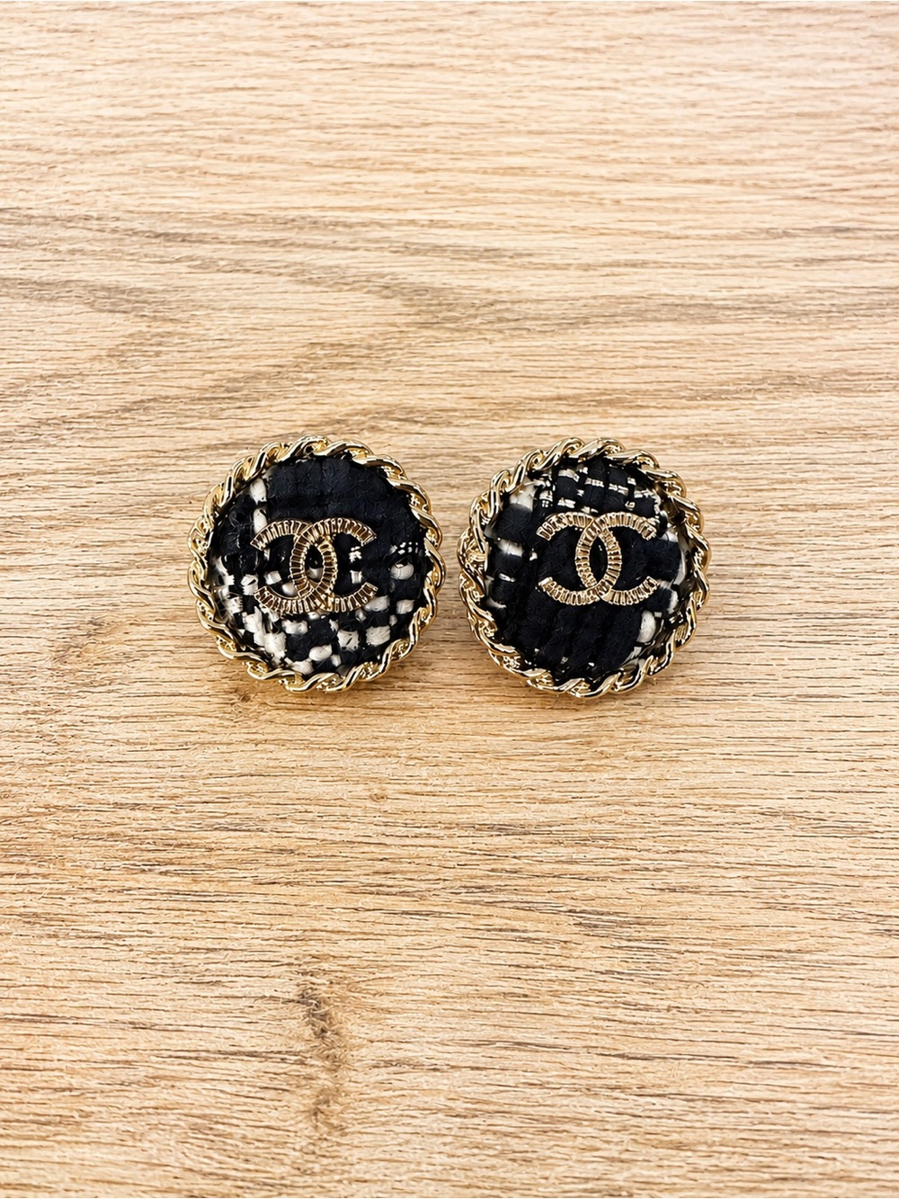 Repurposed CC Button Earrings ⭐